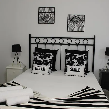 Passport Algarve شقة